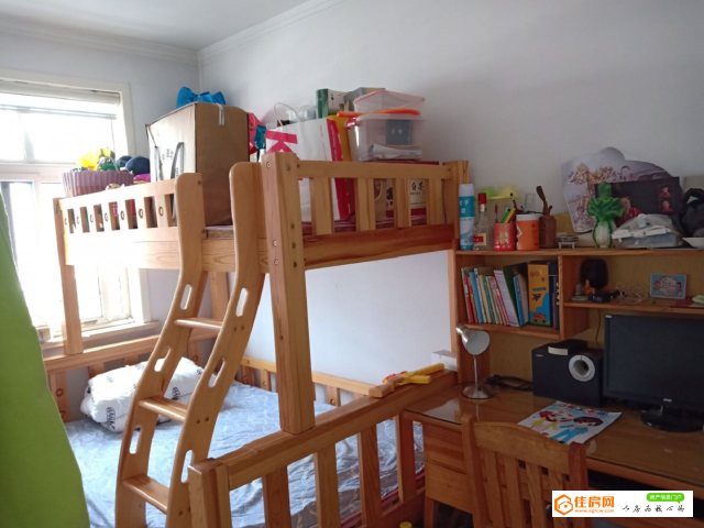 《明珠无虚假》圣都中学附近多层小三室带车库仅售69万